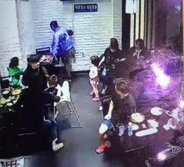 大学生爆料酒店视频播放,酒店监控视频引发热议，大学生爆料背后真相  第3张